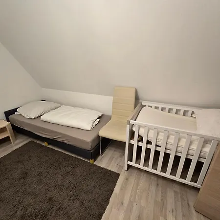 Roessewiese Apartman *